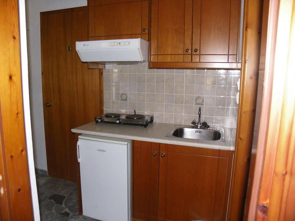 Filoxenia Apartments 2 Palaiochora Exterior foto